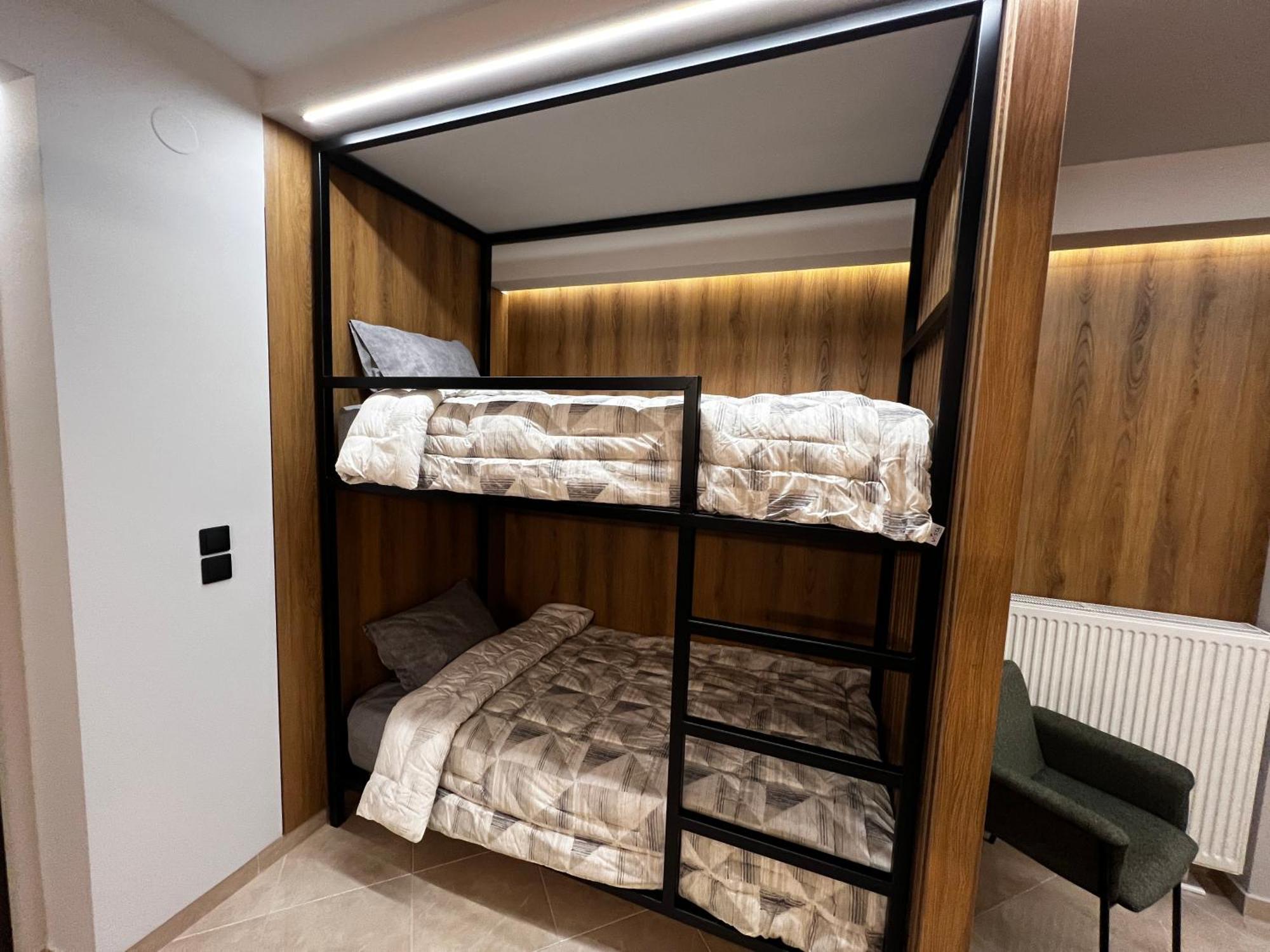 Suite Rooms - Fine Living Vevi Exterior photo